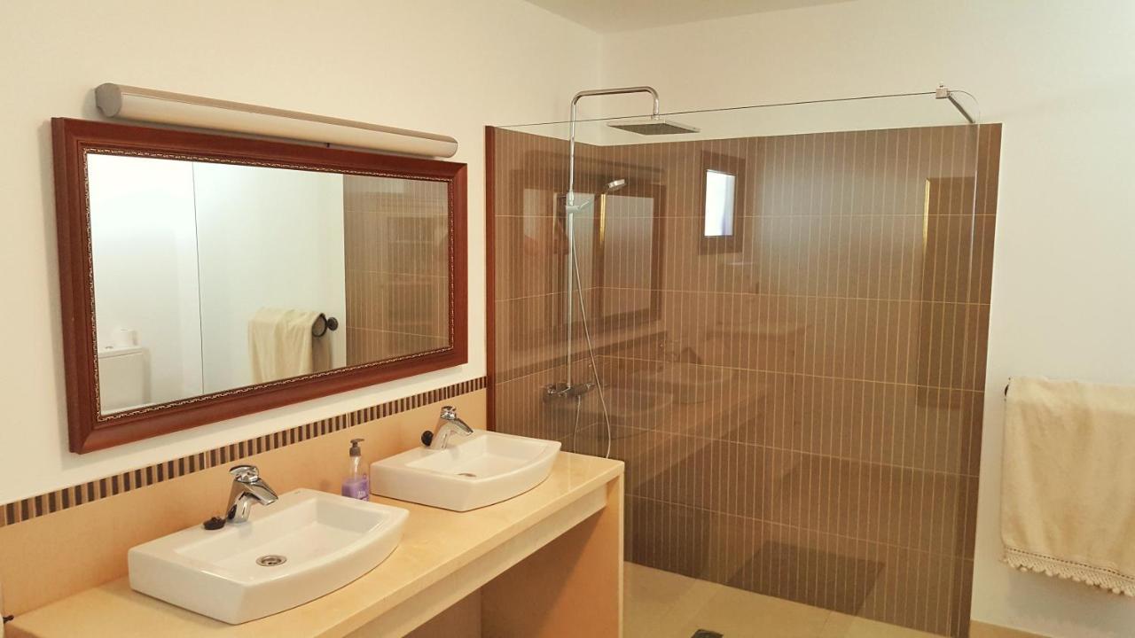 Villa Nazoly, Oasis De Tranquilidad Con Piscina Privada En El Corazon De Lanzarote Nazaret Luaran gambar