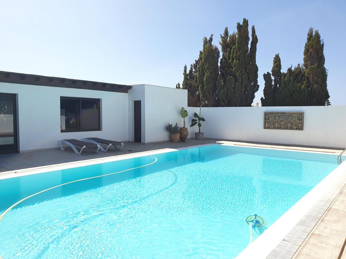 Villa Nazoly, Oasis De Tranquilidad Con Piscina Privada En El Corazon De Lanzarote Nazaret Luaran gambar